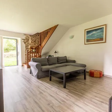 Aveze, 5 Pieces, 8 Personnes - Fr-1-630-170 Tatil Evi *