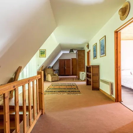 Aveze, 5 Pieces, 8 Personnes - Fr-1-630-170 Tatil Evi Aveze (Puy-de-Dome)