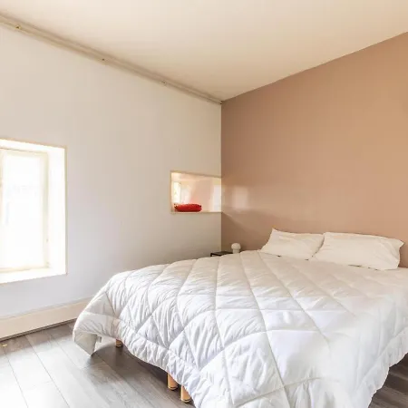 Aveze, 5 Pieces, 8 Personnes - Fr-1-630-170 Tatil Evi Aveze (Puy-de-Dome)